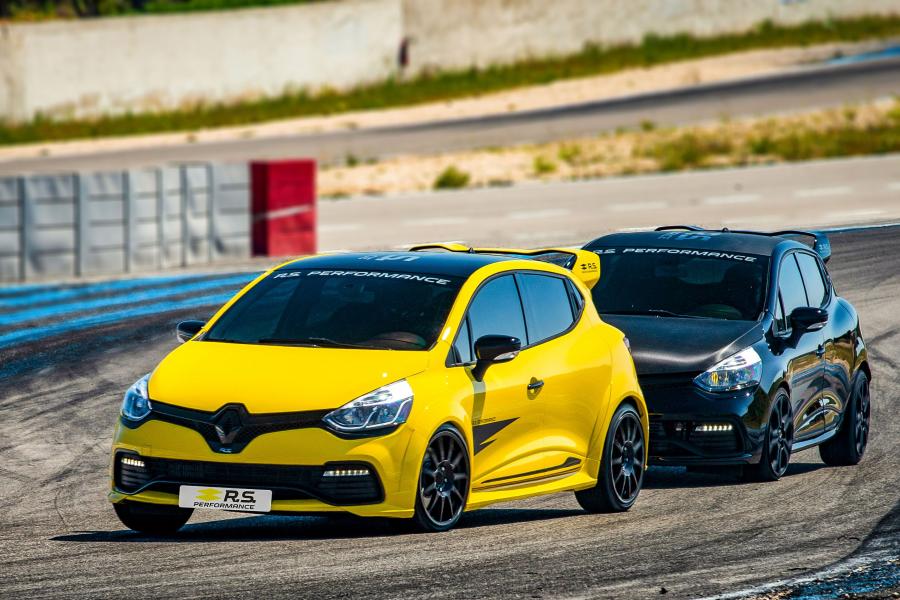  Renault Clio R.S. Performance Accessories 2018 года  (фото 7 из 13)